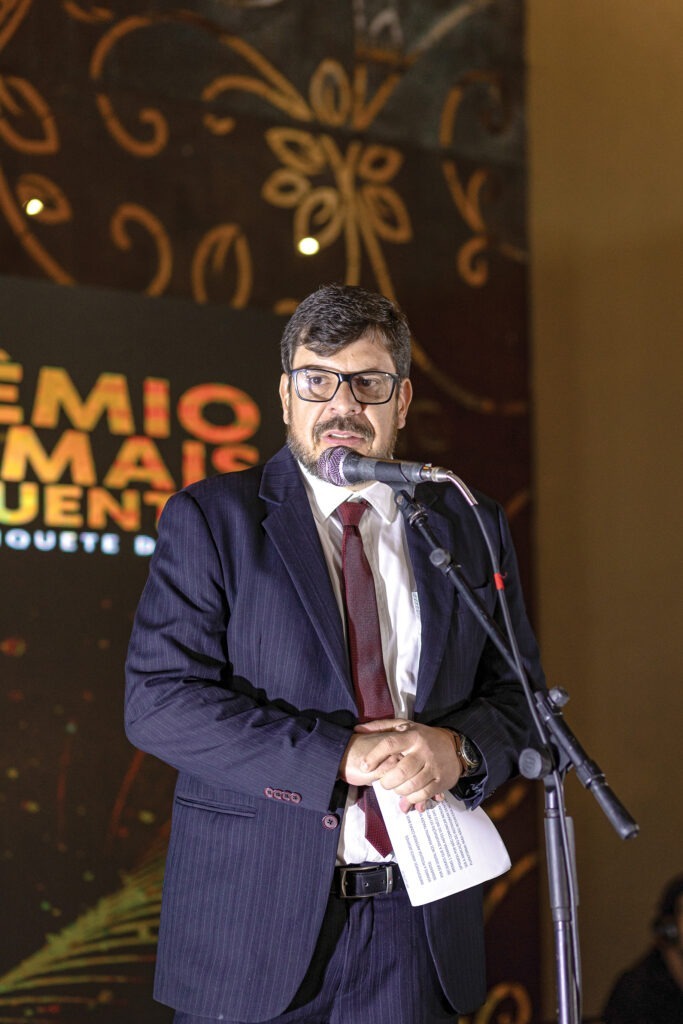 Mais que um evento festivo, a comemoração teve a intenção de reunir os empresários mais influentes de Lavras e reconhecer publicamente os seus trabalhos.