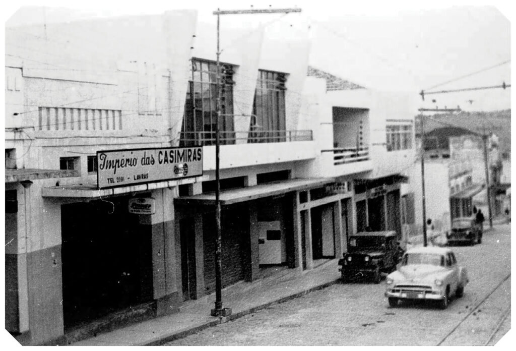 Império das Casimiras na rua Santana na década de 60.