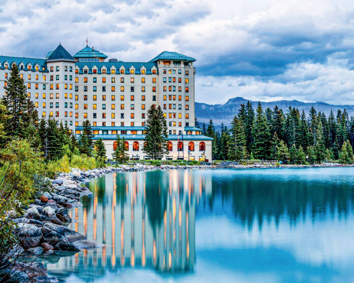 Alberta Fairmont Chateau Lake Louise Hotel